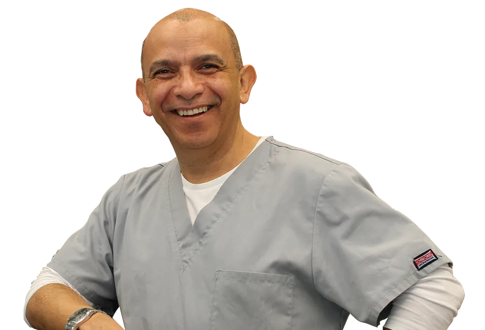 Doctor Juan Carlos Torres, especialista en implantología y cirugía oral Doctor Juan Carlos Torres, especialista en implantología y cirugía oral