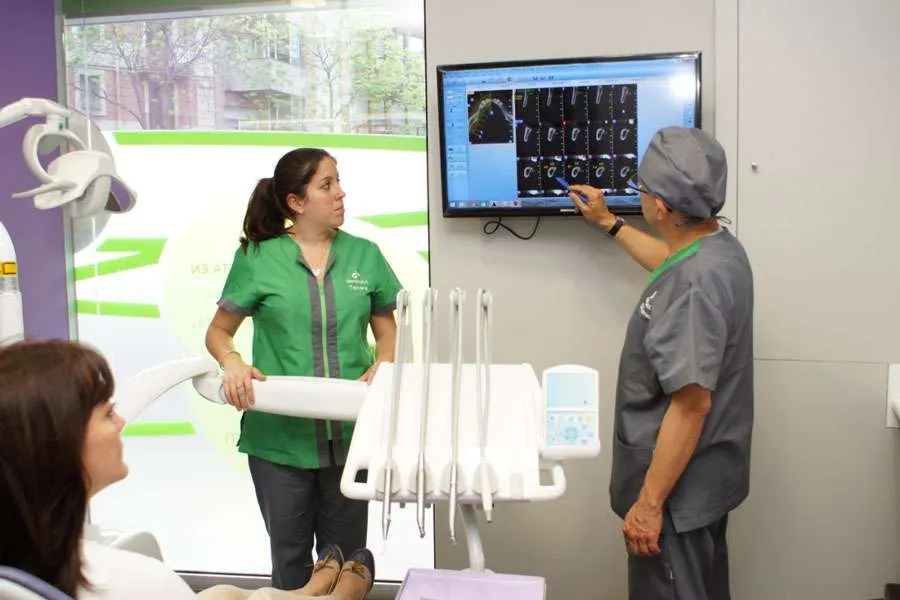 Dentisalut, tu dentista de confianza en Barcelona Dentisalut, tu dentista de confianza en Barcelona