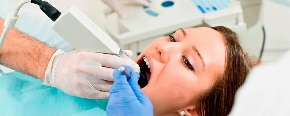 Escáner CEREC intraoral