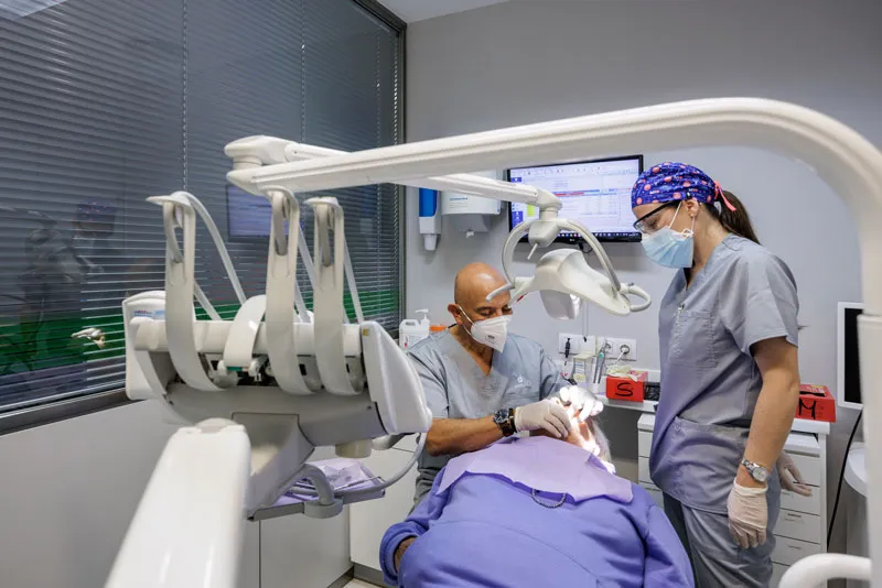 implantes dentales carga inmediata