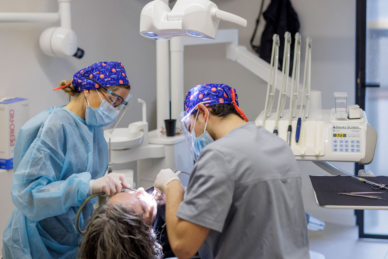 implantes dentales carga inmediata